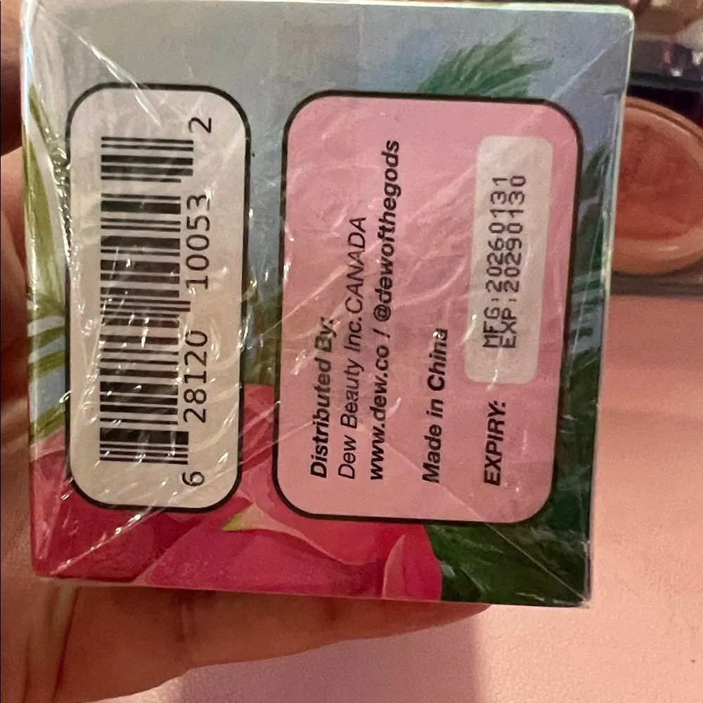 Dew of the Gods Maui Glaze Dragon Fruit Oil Facial Cleanser - Pink